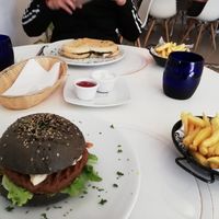 Seitan Burger and Epanada at Origin Cafe in Noord