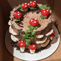 Stump cake! 🪵 at Minglewood Bake Shop in Richmond