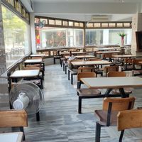 Upstairs seating area at Qian Ye Vegetarian in Kaohsiung