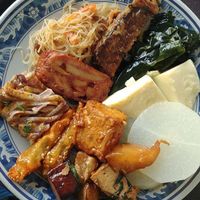noodles, "fish", seaweed, egg custard, turnip, tofu, tofu, fried okra, taro at Qian Ye Vegetarian in Kaohsiung
