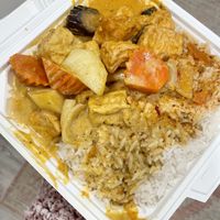 Yellow & Red curries with steamed rice at Thai Elephant Express in San Jose