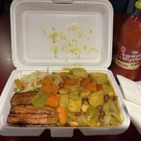 Drove up from Ft Knox to go to the Pacer/Heat game. I was looking for something different to eat and found this gem. The service and food was GREAT .  at Jamaican Breeze Sports Bar & Grill in Indianapolis