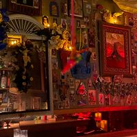 Paredes decoradas  at La Santoria in Madrid