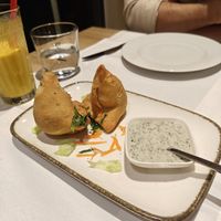 Samosa's! (saus is niet vegan) at Narasinga in Wassenberg