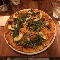 Hummus pizza  at Ilali in Wilderness