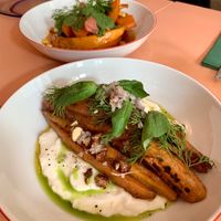 The carrots with hazelnuts, salt and herbs were amazing! 😍 I even had to lick the plate afterwards.   at Peaches Gastro Girls in Warsaw