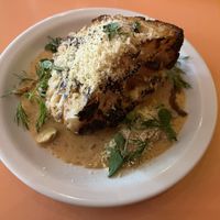 Roasted cauliflower w vegan Parmesan  at Peaches Gastro Girls in Warsaw