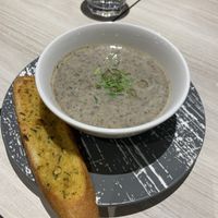 Creamy mushroom soup (lots of good mushroom chunks in there!) with extremely yummy garlic bread at iVegan 爱素 - Thomson Plaza in Central Singapore