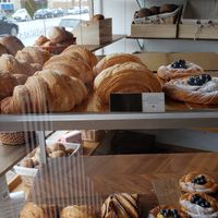 Vegan options at top at Hedh Escalante Bageri Choklad in Malmo