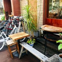 outdoor seating and bicycle area at Woodberry Coffee - Setagaya in Tokyo
