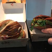 Fox burger (left), Hanf im Glück burger (right) at Burgerheart in Leipzig