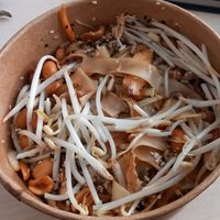 Pad thai ask for no eggs at Handa in Padua