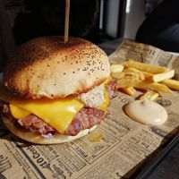 beyond con queso y crema de nueces at Bioloco in Madrid