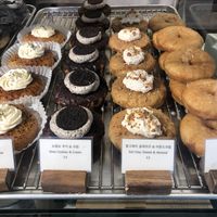 My Precious!!! *Gollum’s voice  at O.verte Donuts 오베흐트 도넛 in Seoul