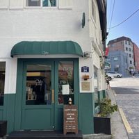 Entrance  at O.verte Donuts 오베흐트 도넛 in Seoul