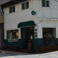 Shopfront  at O.verte Donuts 오베흐트 도넛 in Seoul