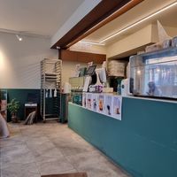 Interior at O.verte Donuts 오베흐트 도넛 in Seoul