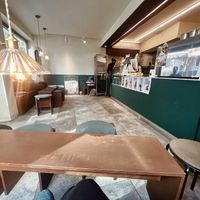 Inside  at O.verte Donuts 오베흐트 도넛 in Seoul