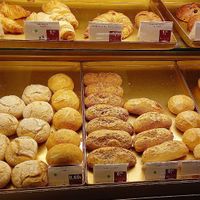 grüner punkt = vegan at SuperBioMarkt - Friedrichstraße in Dusseldorf