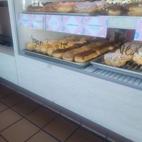 Vegan doughnuts at Friendly Doughnuts in Orange