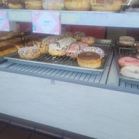 Vegan doughnuts at Friendly Doughnuts in Orange
