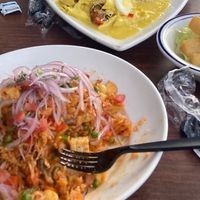 Paella vegetariana (vegan), yuca & maracuya drink at Emelina's in San Carlos