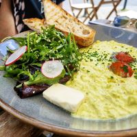 Scrambled Vegg at Mana Food - Moabit in Berlin