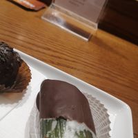 Chocolate covered fruits at Vizio Virtu Cioccolateria in Venice