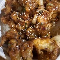 Manchurian spicy cauliflower stir fry 😋   at Fojol bros in Cottonwood