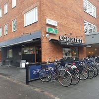 Entrance at Systrar & Bröder in Malmo