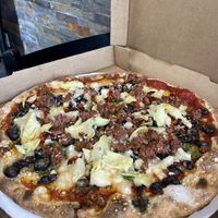 Ordered the Pizza with vegan cheese and impossible burger  at The Mac Shack & Specialties in Red Wing
