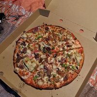 OMG gourmet veggie pizza at Earth Oven Wood Fired Pizza in Lismore