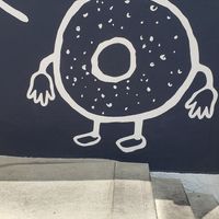 Got to get a Hanks bagel at Hank's Bagels in Burbank