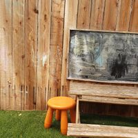 Great space for kids/toddlers at Hank's Bagels in Burbank