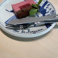 Raspberry cake at Vegan Bistro Jangara in Tokyo