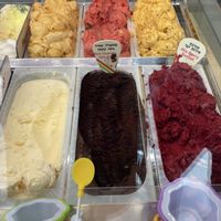 Vegan flavors: mango, strawberry, passionfruit, vanilla, chocolate and berries  at Katsefet in Bnei Brak