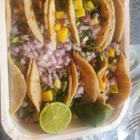 Taco platter at Punto Taqueria in Guadalajara