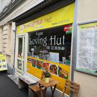 Outside at Loving Hut - Fredenborgsveien in Oslo