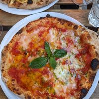 Pizza Margarita 2.0 at Marcus Pizze Amore in Paris