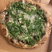 Pizza tartufo  at Marcus Pizze Amore in Paris