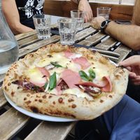 Pizza du jour at Marcus Pizze Amore in Paris