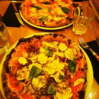 Top one is vegetarian Margherita and bottom one is vegan Umami at Marcus Pizze Amore in Paris