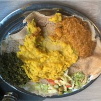 Injera with chickpeas, lentils and Kale at Sunshine in Utrecht