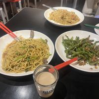 Beef noodles and sausage fried ricee  at Chao 炒炒蔬食熱炒 in Taipei
