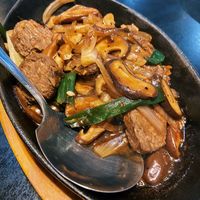 Beef stir fry  at Chao 炒炒蔬食熱炒 in Taipei