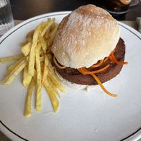 Hamburguesa vegana   at Mur Marxinal in Ourense
