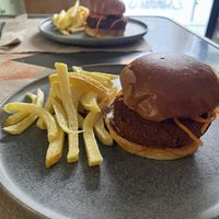 Burgger de falafel  at Mur Marxinal in Ourense