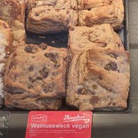 Organic vegan walnut square at Schubert Bio & Vollwert Bäckerei - Co. KG in Augsburg