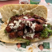 😳❤️😳👍🏾  at Eliza's Vegan Café in Florence