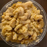 Mac 'n cheese at Eliza's Vegan Café in Florence